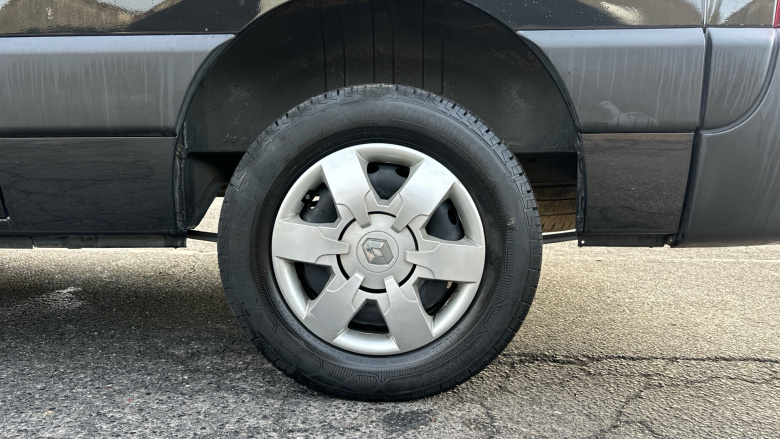 Renault Master Mwb Diesel Fwd MM35 Blue dCi 135 Advance Medium Roof Van